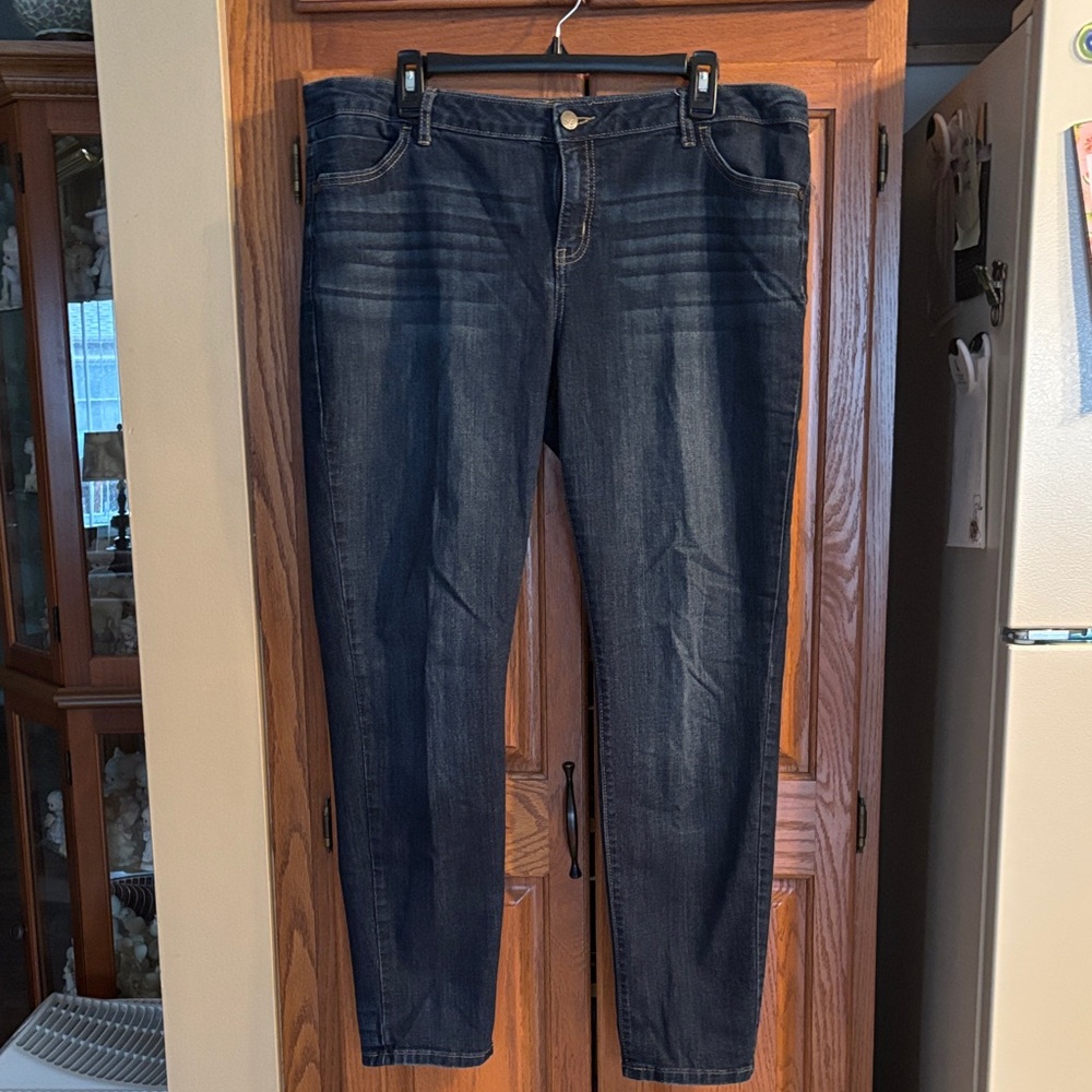 Simply Vera Vera Wang Dark Blue Skinny Jeans